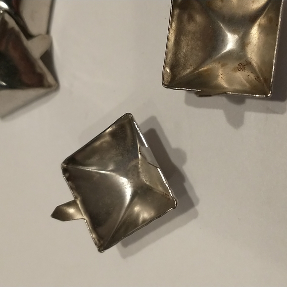 Leather studs, square, half inch, quarter inch - Picture 2 of 2